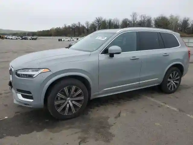 YV4062PJ0S1339716 2025 VOLVO XC90 CORE-0
