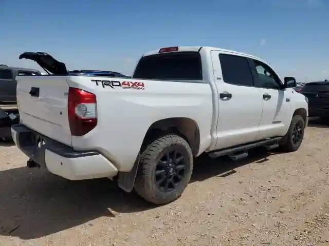 5TFDY5F10KX866833 2019 TOYOTA TUNDRA-2