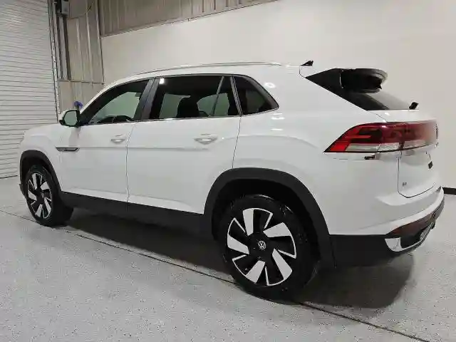 1V2WE2CAXRC219246 2024 VOLKSWAGEN ATLAS-1