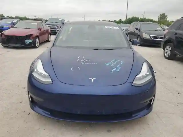 5YJ3E1EB8JF151010 2018 TESLA MODEL 3-4