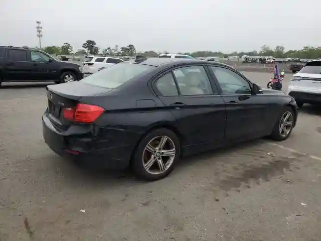 WBA3B5G50FNS17613 2015 BMW 3 SERIES-2