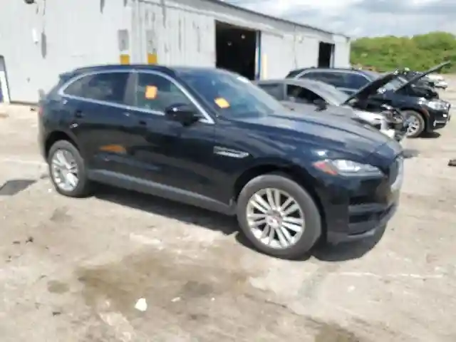 SADCK2BN5HA492594 2017 JAGUAR F-PACE-3