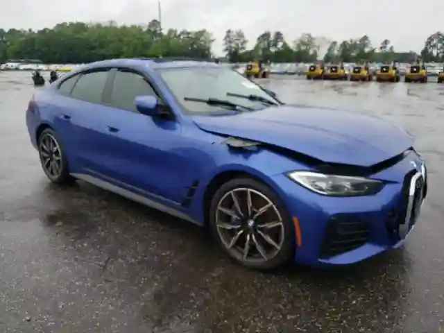 WBA63AV01NFL98112 2022 BMW 4 SERIES-3