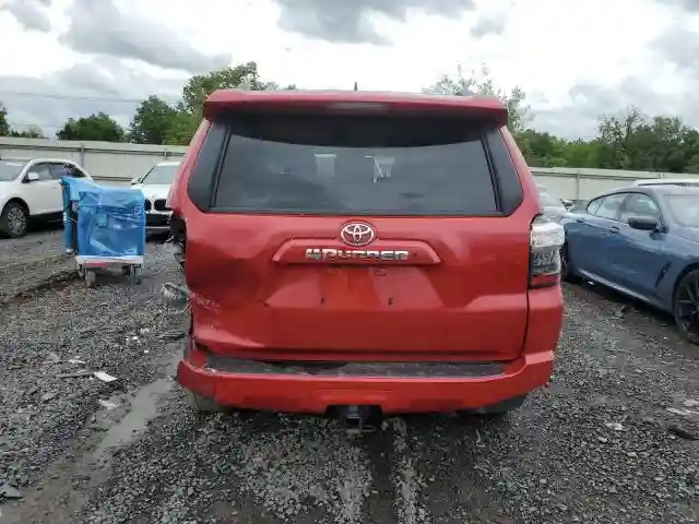 JTEMU5JR7P6167782 2023 TOYOTA 4RUNNER SE-5