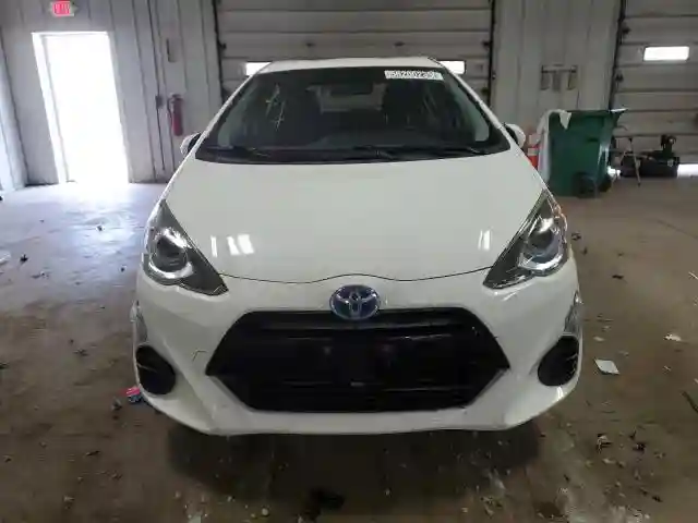 JTDKDTB37G1122641 2016 TOYOTA PRIUS-4