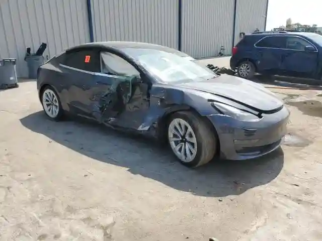 5YJ3E1EB2NF129607 2022 TESLA MODEL 3-3