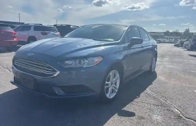 3FA6P0LU7JR261105 2018 FORD FUSION-1