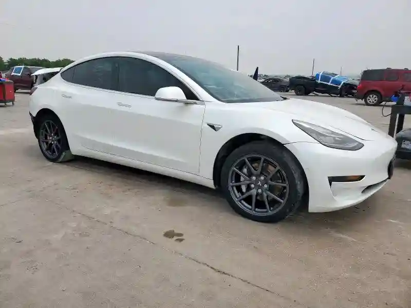 5YJ3E1EA6JF032654 2018 TESLA MODEL 3-3