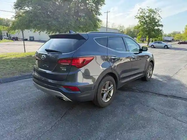 5NMZUDLB2HH016566 2017 HYUNDAI SANTA FE-3