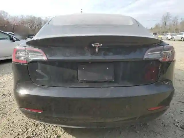 5YJ3E1EA8KF302291 2019 TESLA MODEL 3-5