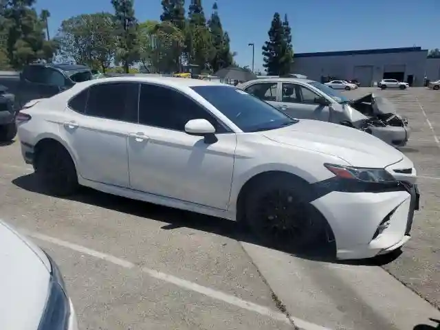 4T1B11HK0JU128536 2018 TOYOTA CAMRY-3