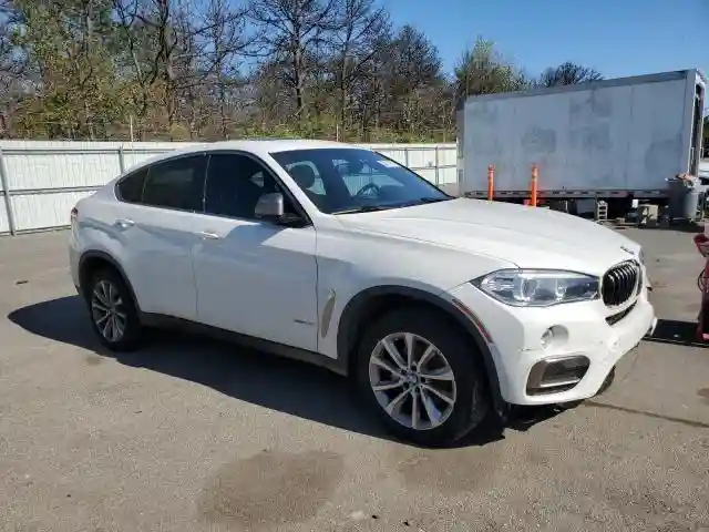 5UXKU2C53J0Z62700 2018 BMW X6-3