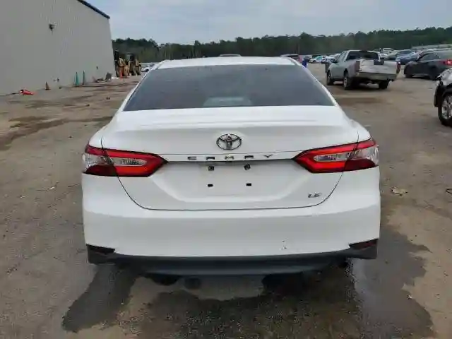4T1B11HK8JU101178 2018 TOYOTA CAMRY-5