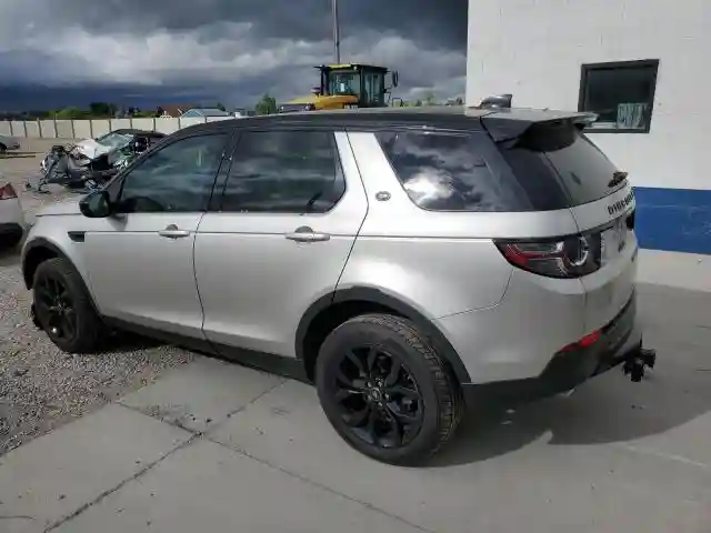 SALCT2BG8HH700171 2017 LAND ROVER DISCOVERY-1