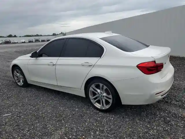 WBA8B9C58JEE83282 2018 BMW 3 SERIES-1