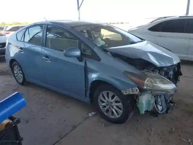 JTDKN3DP3F3070795 2015 TOYOTA PRIUS-3