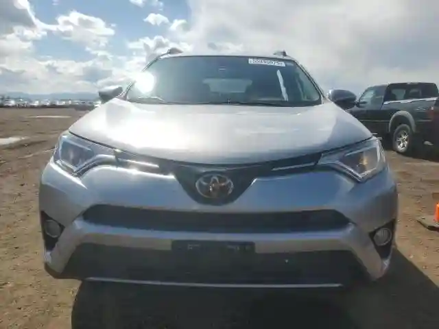 2T3RFREV2JW699448 2018 TOYOTA RAV4-4