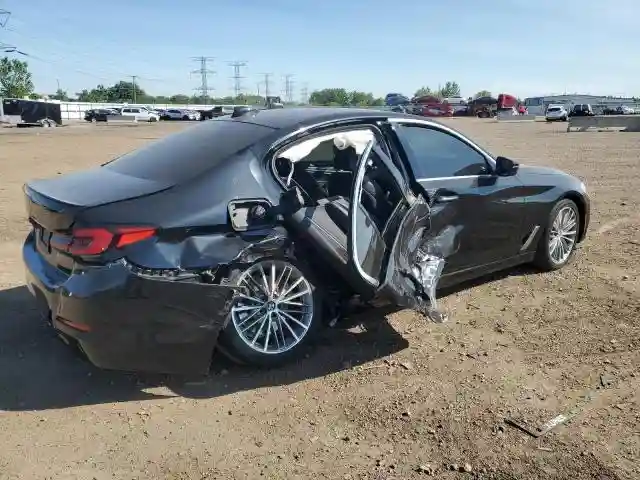 WBAJA7C56JWA73745 2018 BMW 5 SERIES-2