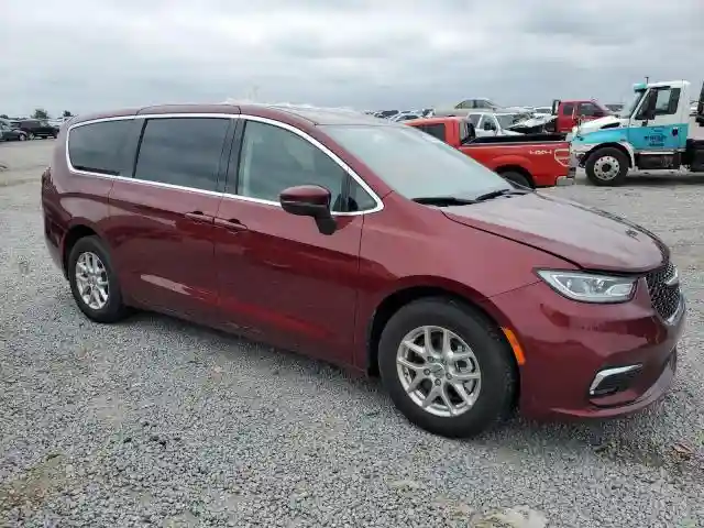 2C4RC1BG4PR613656 2023 CHRYSLER PACIFICA-3