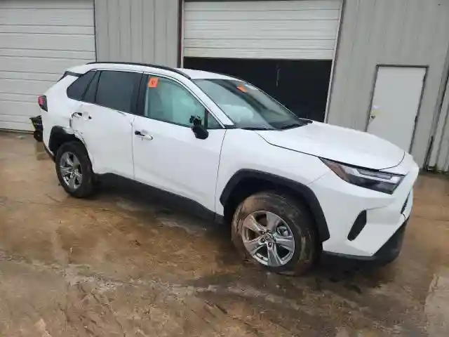2T3W1RFV6RC280323 2024 TOYOTA RAV4-3