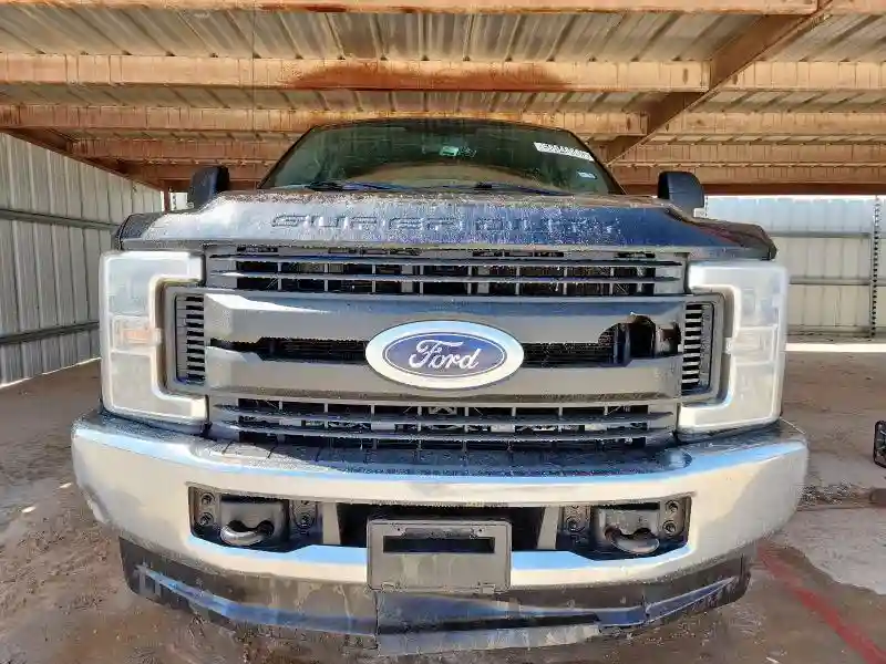 1FT8W3BT5JED00101 2018 FORD F350-4