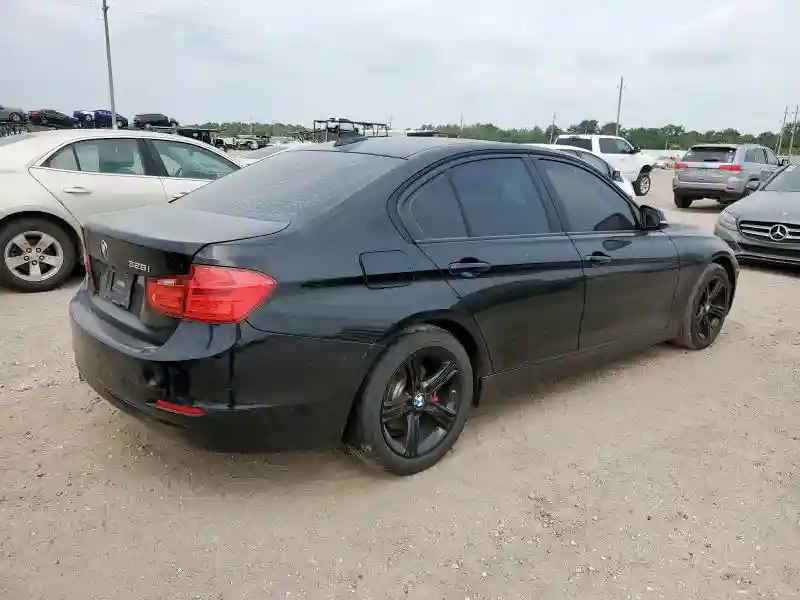 WBA3C1C56FK119697 2015 BMW 3 SERIES-2
