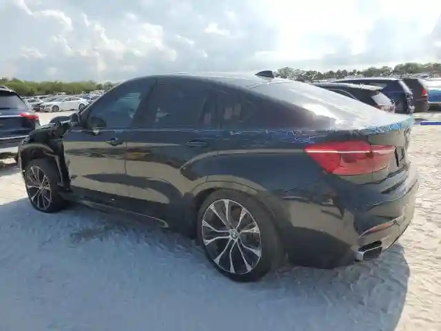 5UXKU2C55J0X49411 2018 BMW X6-1
