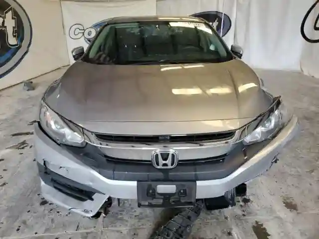 19XFC2F5XHE015432 2017 HONDA CIVIC-4