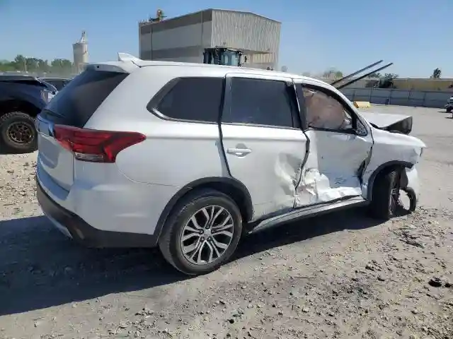 JA4AZ3A31HZ004497 2017 MITSUBISHI OUTLANDER-2