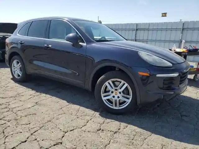 WP1AA2A25GKA08699 2016 PORSCHE CAYENNE-3