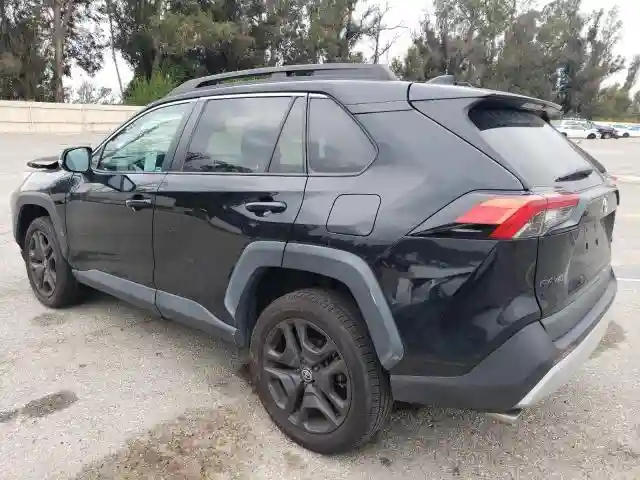 2T3J1RFV0NW271099 2022 TOYOTA RAV4-1