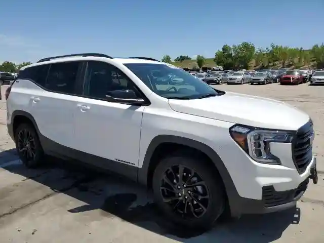 3GKALTEG3RL326818 2024 GMC TERRAIN-3