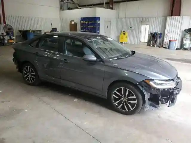 3VW7X7BU8SM033862 2025 VOLKSWAGEN JETTA-3