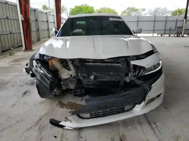2C3CDXKT7KH622566 2019 DODGE CHARGER-4