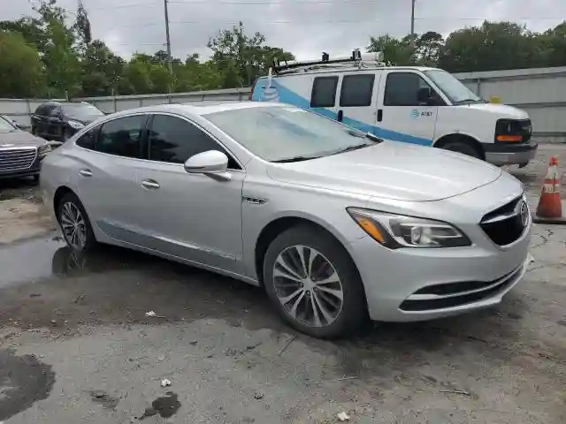 1G4ZR5SS8JU126119 2018 BUICK LACROSSE-3