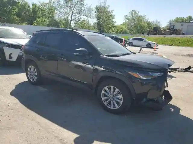 7MUBAABG5NV010572 2022 TOYOTA COROLLA CR-3