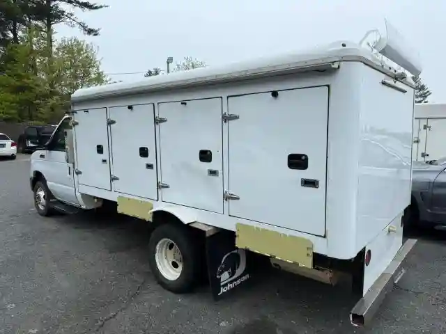 1FDXE4FS9JDC33221 2018 FORD ALL MODELS-2
