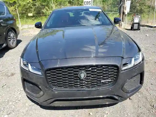 SAJB64FXXRCY94427 2024 JAGUAR XF-4