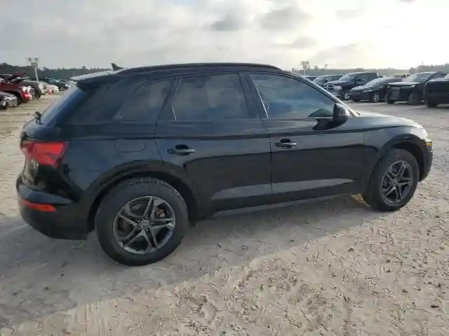 WA1ANAFY0J2053435 2018 AUDI Q5-2