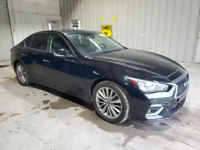 JN1EV7AR6JM430349 2018 INFINITI Q50-3