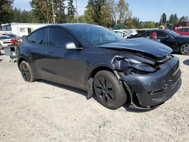 7SAYGDED1RF100854 2024 TESLA MODEL Y-3