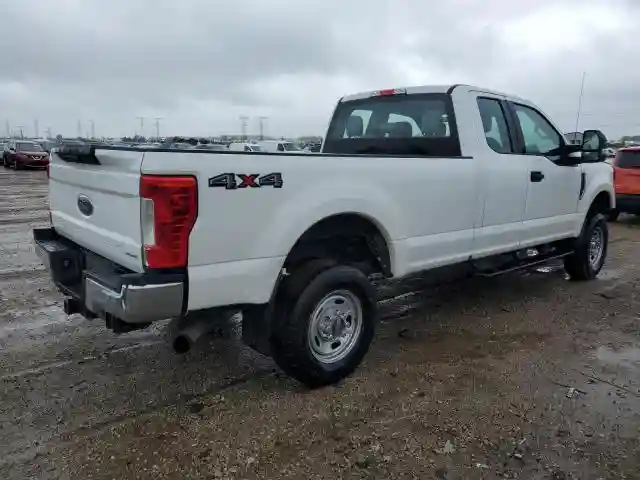 1FT8X3B63KEE66772 2019 FORD F350-2