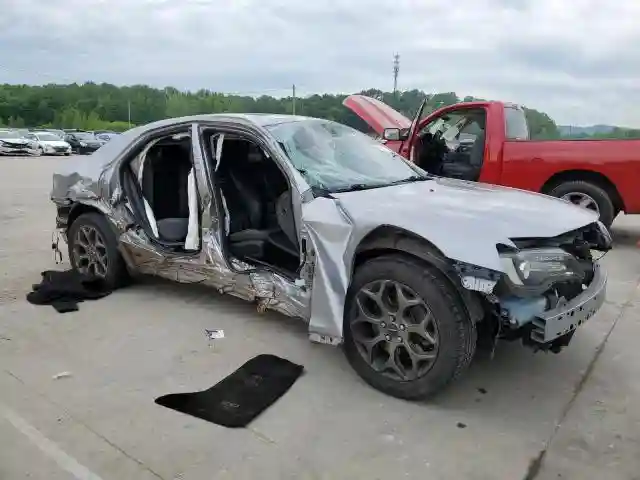 2C3CCAGGXHH616619 2017 CHRYSLER 300-3