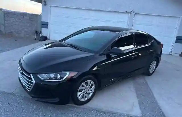 5NPD74LF9HH167394 2017 HYUNDAI ELANTRA-1