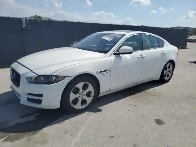 SAJAR4BN9HA977316 2017 JAGUAR XE-0