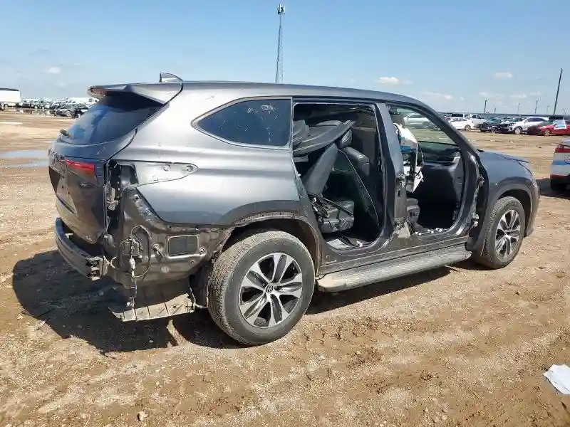 5TDGZRAH9NS557569 2022 TOYOTA HIGHLANDER-2