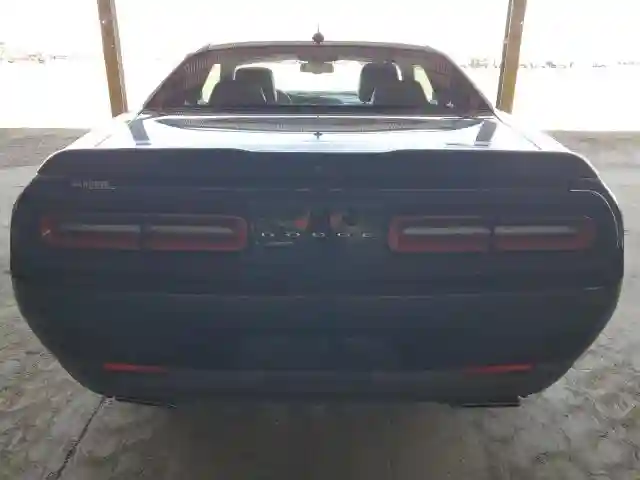 2C3CDZFJ1JH112460 2018 DODGE CHALLENGER-5
