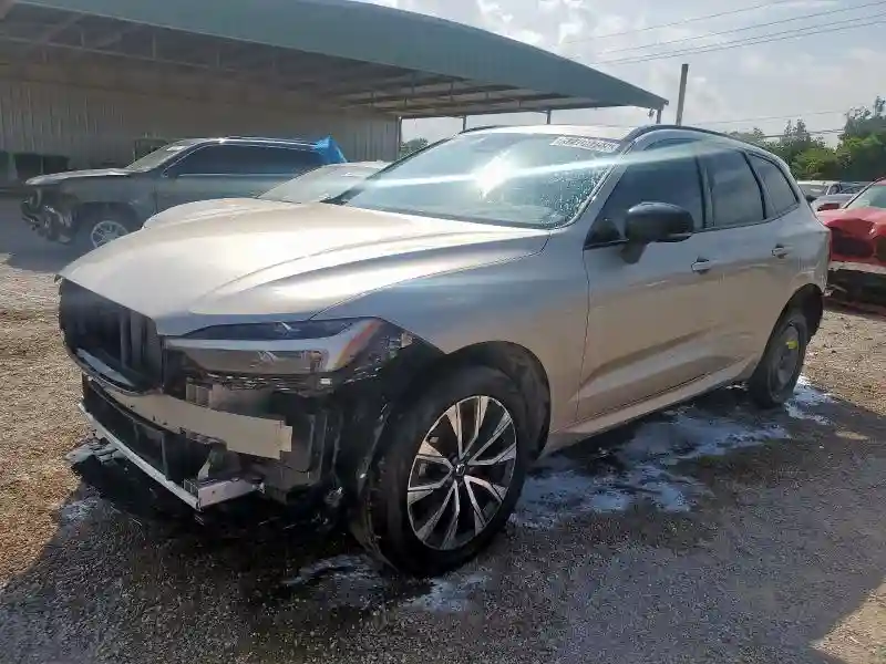 YV4M12RC9S1116363 2025 VOLVO XC60 PLUS-0