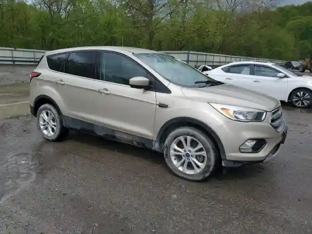 1FMCU9GD3HUD33324 2017 FORD ESCAPE-3