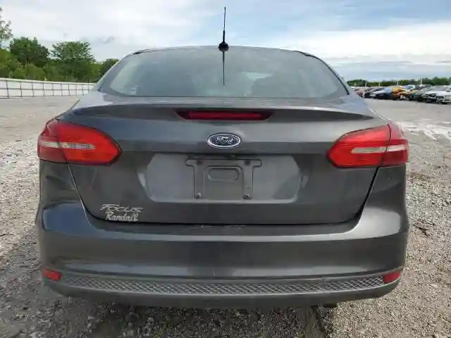 1FADP3E20JL201539 2018 FORD FOCUS-5